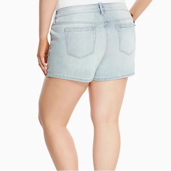 Torrid Skinny Short Light Wash Distressed Size 22 - Picture 3 of 9